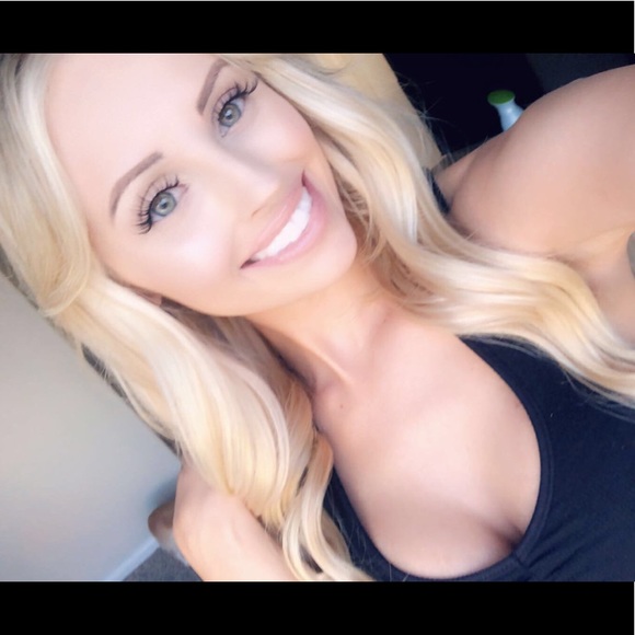 Meet your Posher, Hannah - Picture 1 of 1